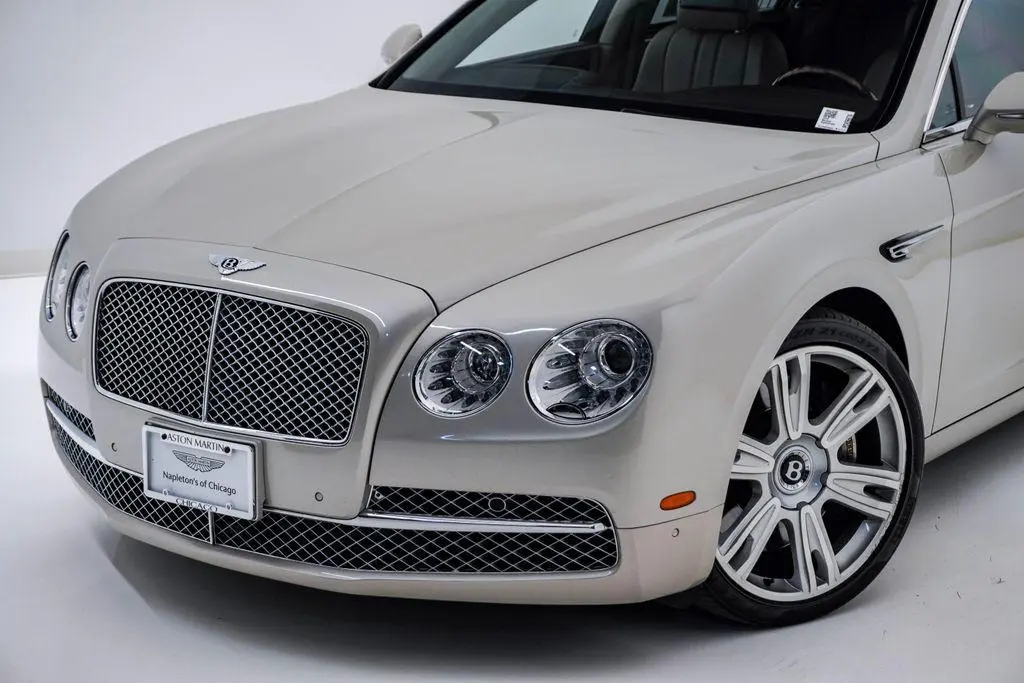 2014 Bentley Flying Spur Base photo 4