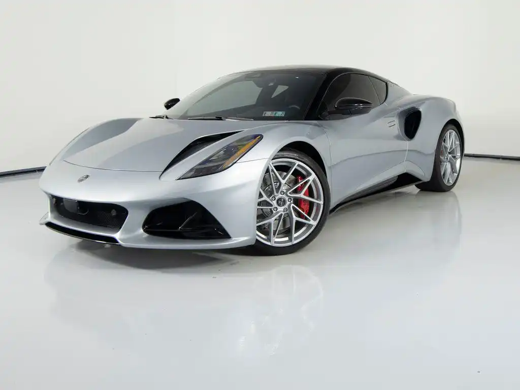 2026 Lotus Emira's photo