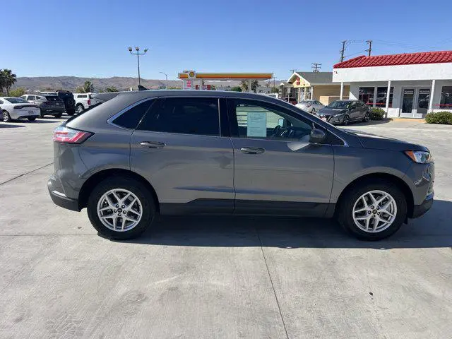 2024 Ford Edge SEL AWD photo 5