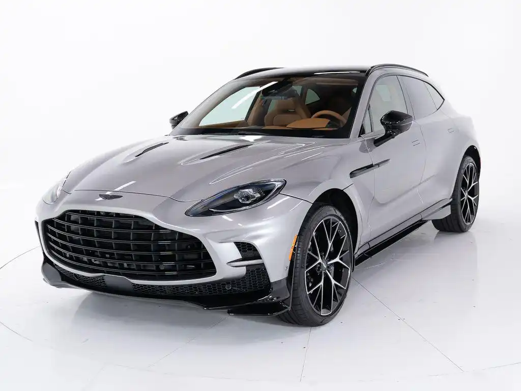 2026 Aston Martin DBX 4.0 V8 707 AWD's photo