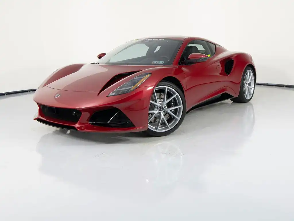 2026 Lotus Emira's photo