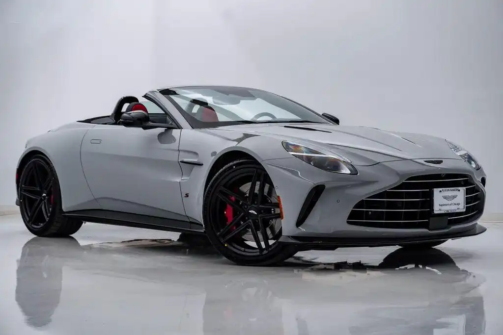 2026 Aston Martin Vantage 4.0 V8 Roadster's photo