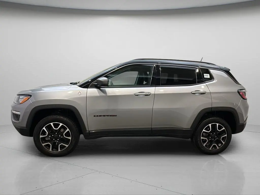 2019 Jeep Compass Trailhawk 4X4 photo 3