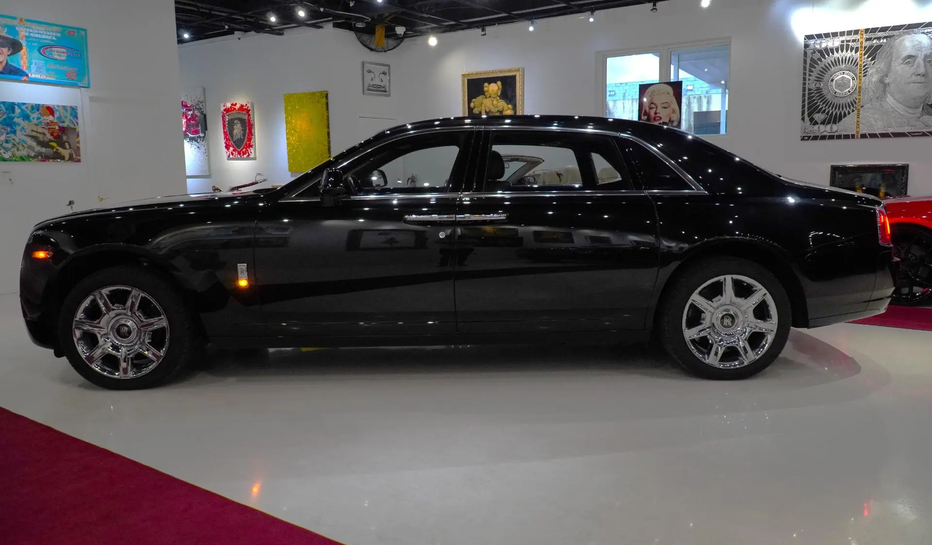 2013 Rolls-Royce Ghost Ghost EWB photo 4