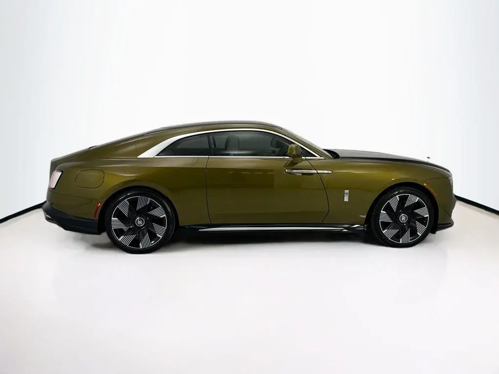 2026 Rolls-Royce Spectre Base photo 4