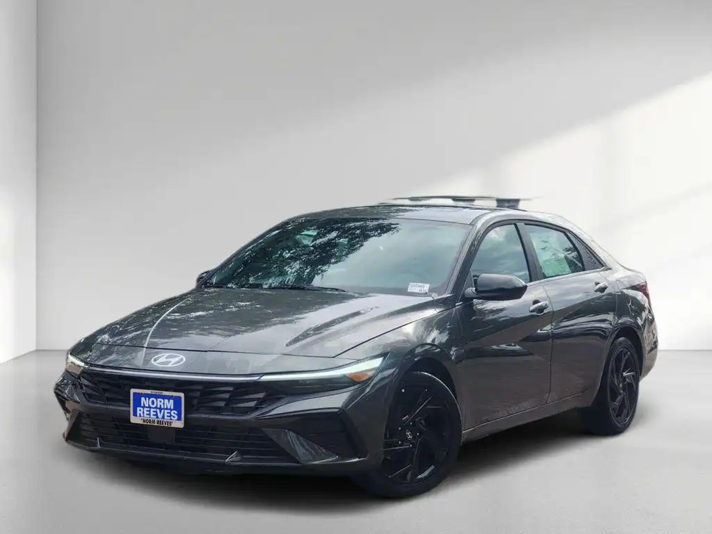 2026 Hyundai Elantra 2.0 Premium SEL Sport's photo