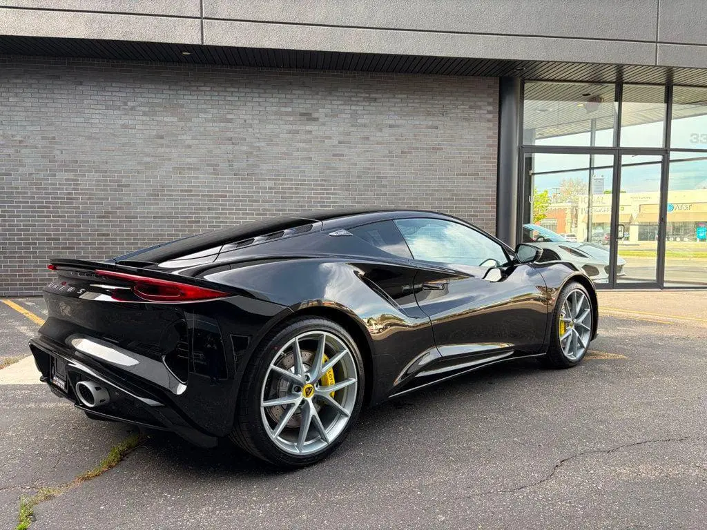 2026 Lotus Emira undefined photo 4