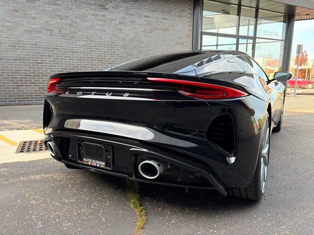 2026 Lotus Emira undefined photo 5
