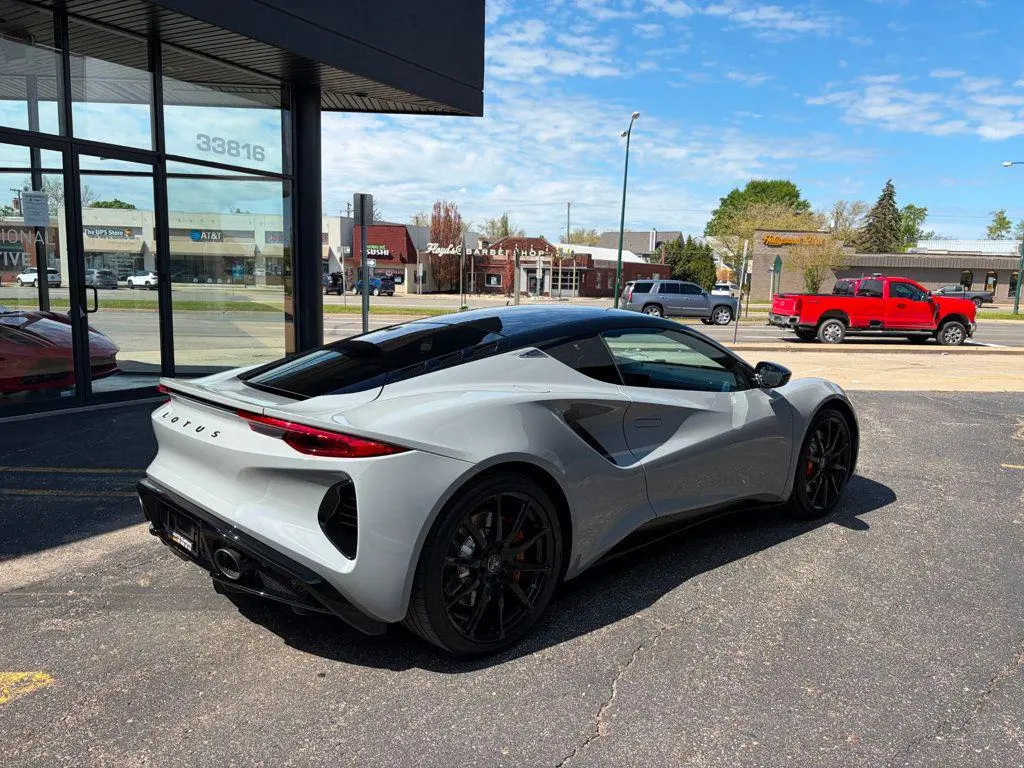 2026 Lotus Emira undefined photo 5