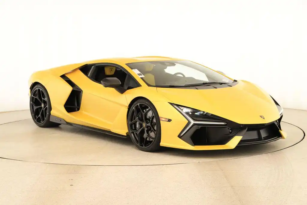 2026 Lamborghini Revuelto 6.5 DCT 4WD's photo