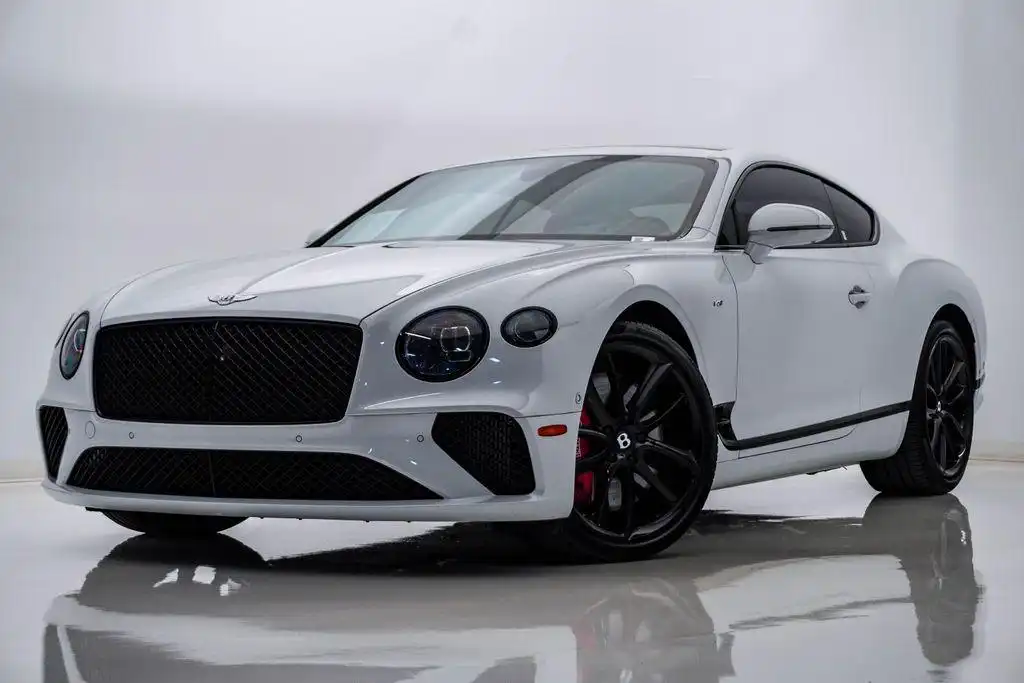 2021 Bentley Continental GT V8 Mulliner's photo