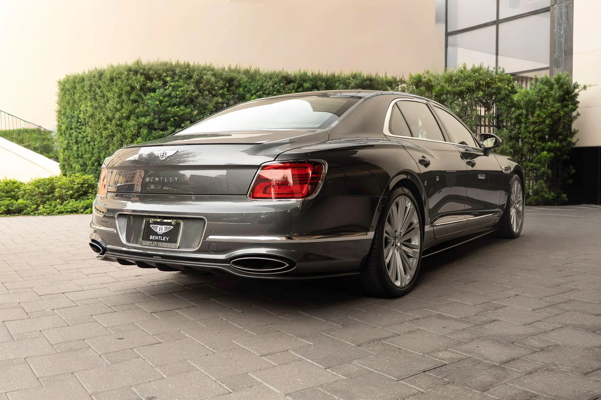 2026 Bentley Flying Spur Speed photo 3