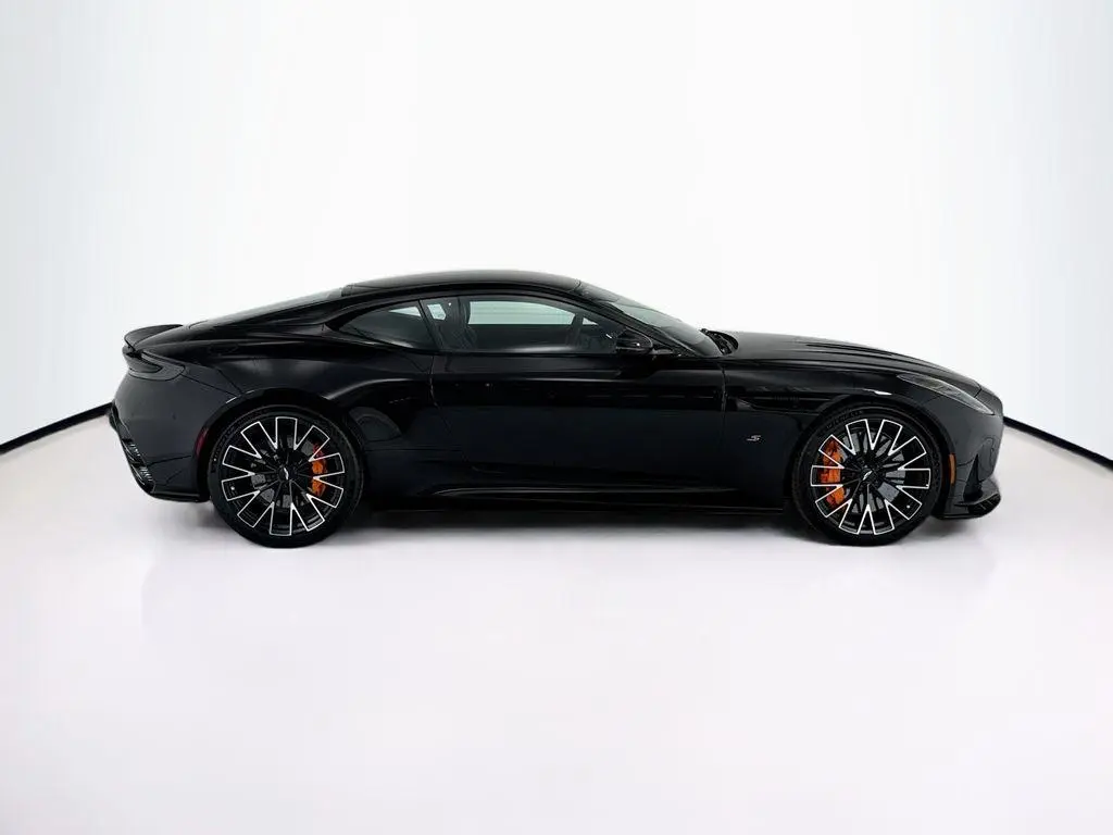 2026 Aston Martin DB12 Coupe photo 4