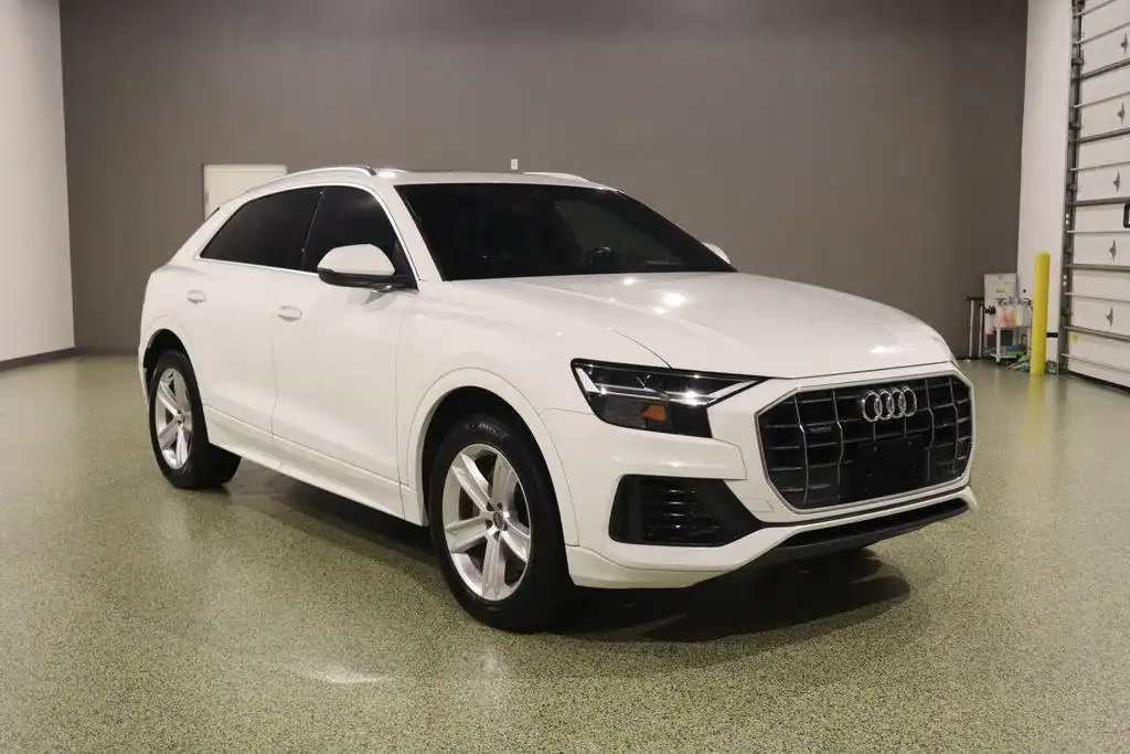 2019 Audi Q8 3.0T Premium quattro Tiptronic's photo