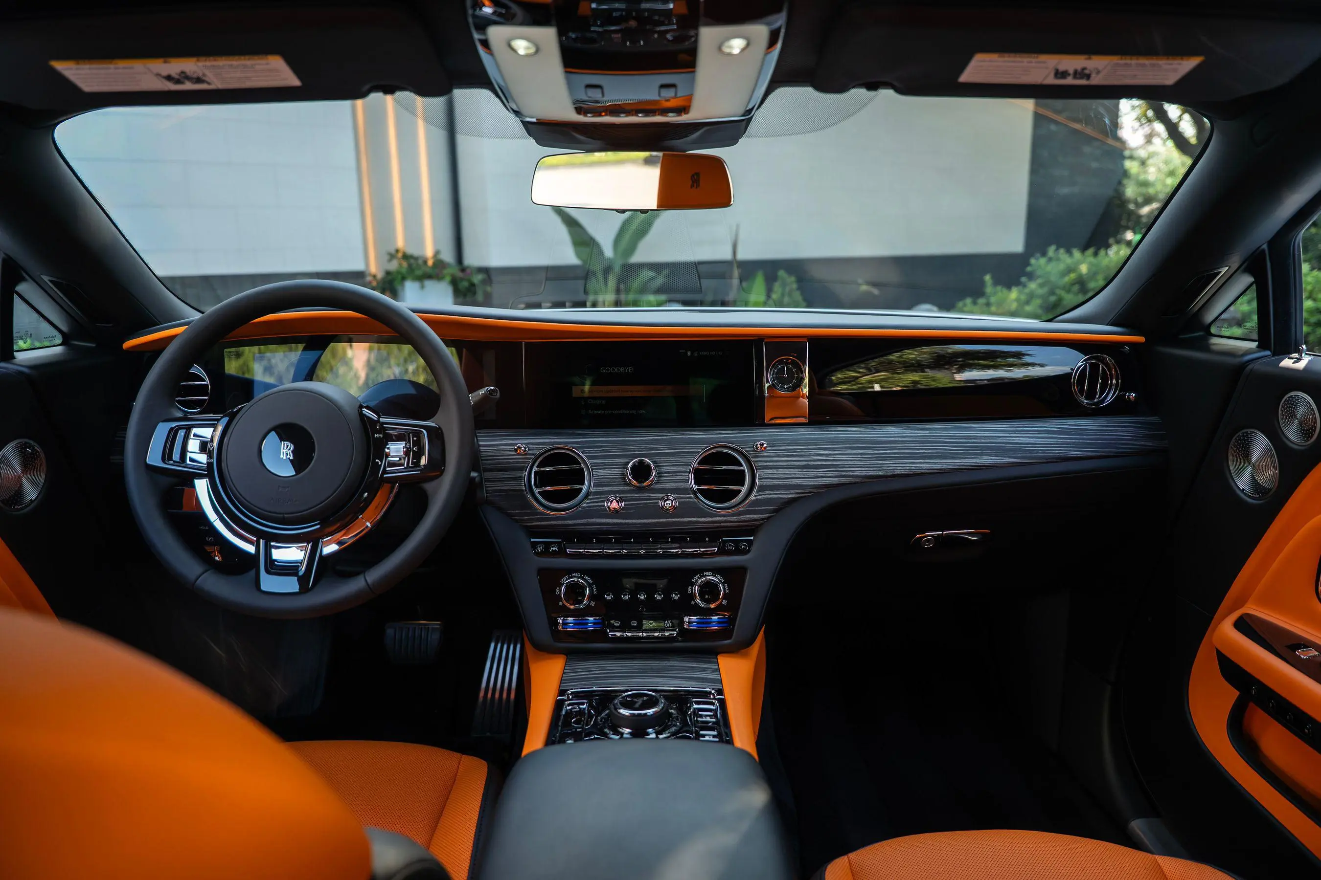 2026 Rolls-Royce Spectre Base photo 4