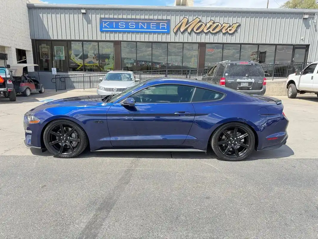 2019 Ford Mustang Premium Coupe GT's photo