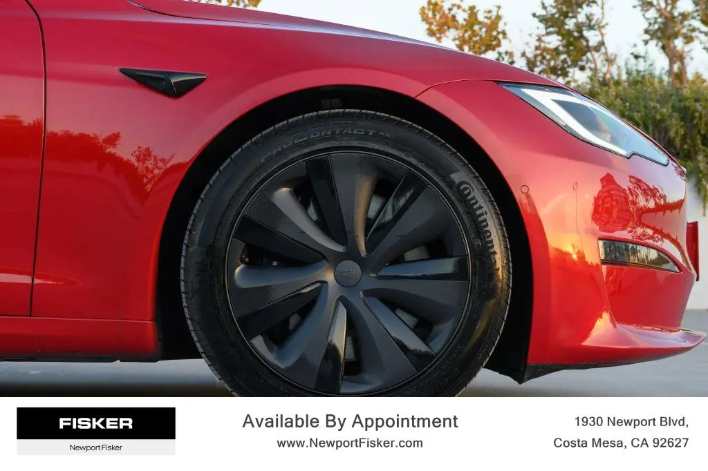 2023 Tesla Model S Standard Range photo 5