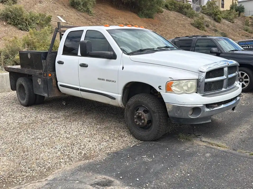 2005 Dodge Ram 3500 SLT 4WD Quad Cab DRW LWB's photo