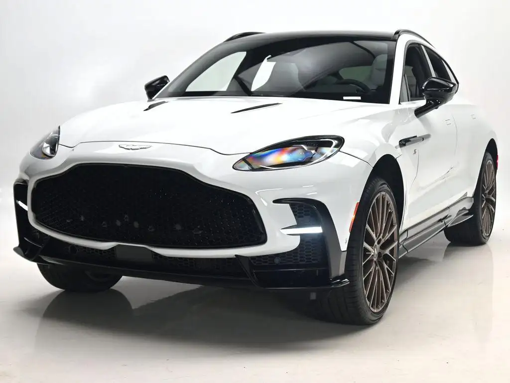 2026 Aston Martin DBX 4.0 V8 S AWD's photo