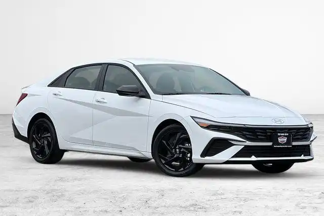 2026 Hyundai Elantra 2.0 SEL Sport IVT's photo