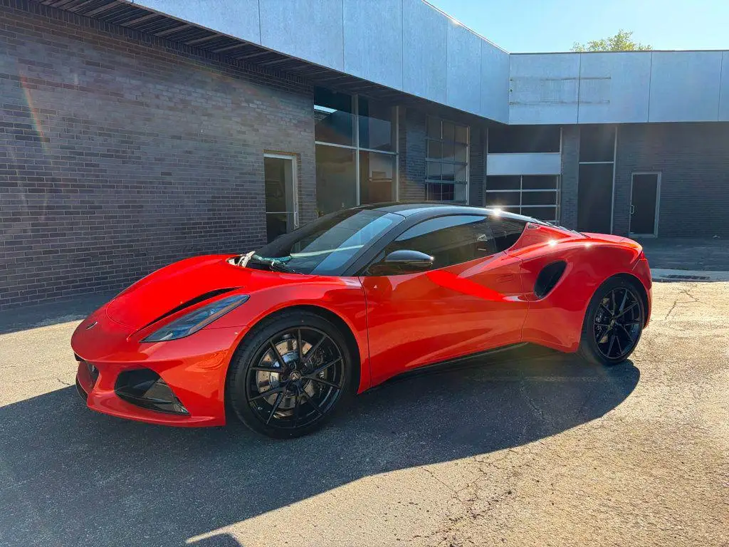 2026 Lotus Emira undefined photo 1