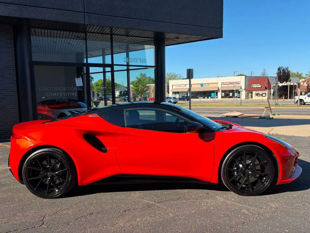 2026 Lotus Emira undefined photo 4