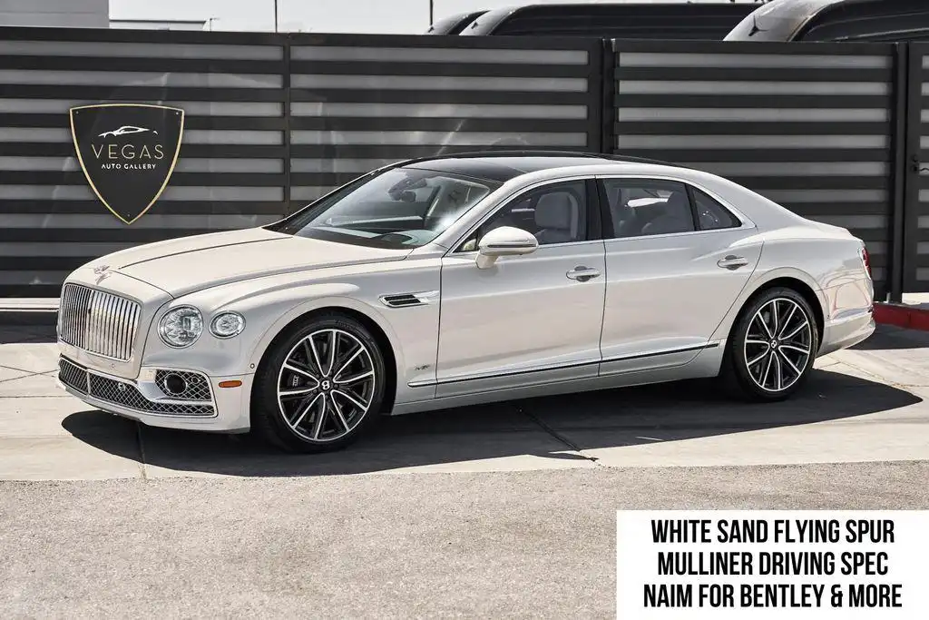 2022 Bentley Flying Spur's photo