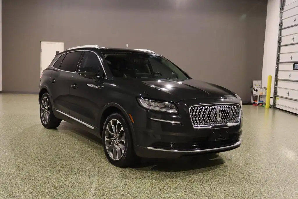 2022 Lincoln Nautilus Reserve FWD's photo