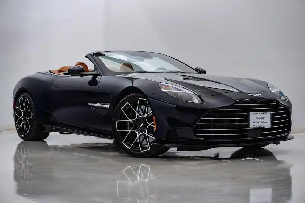 2026 Aston Martin Vanquish Volante's photo
