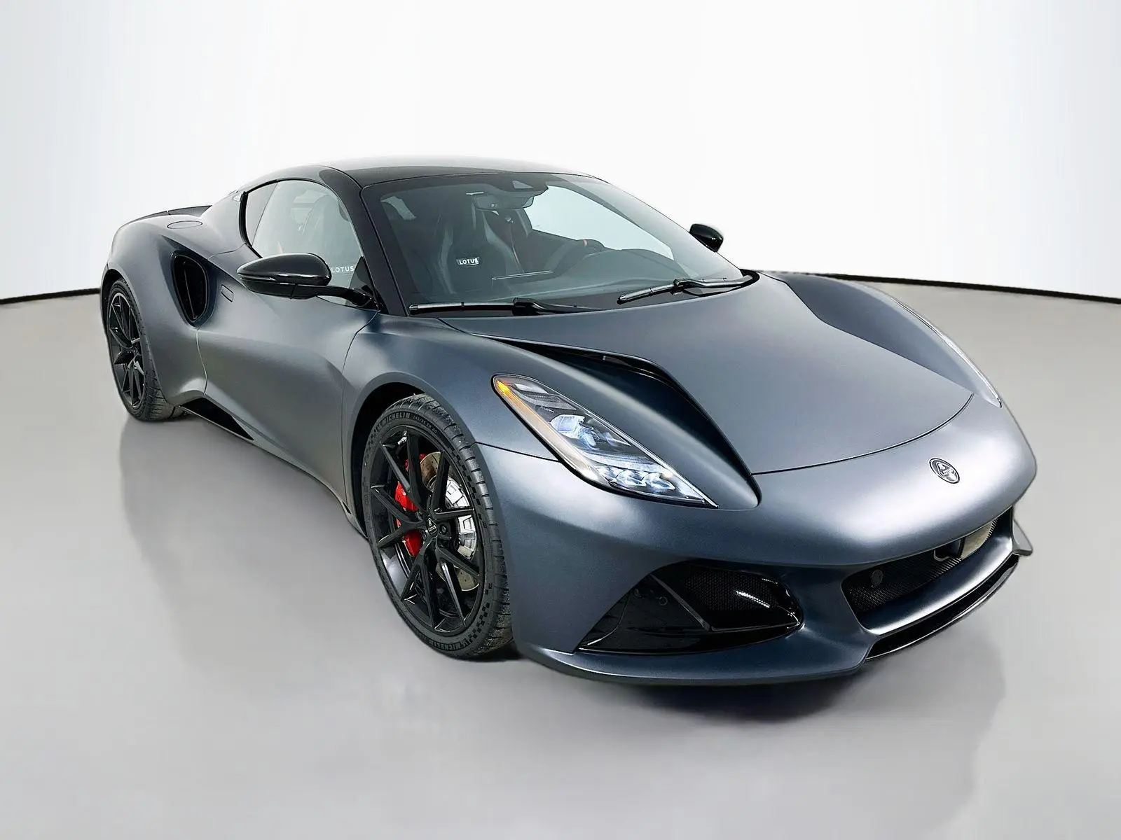 2026 Lotus Emira undefined photo 3