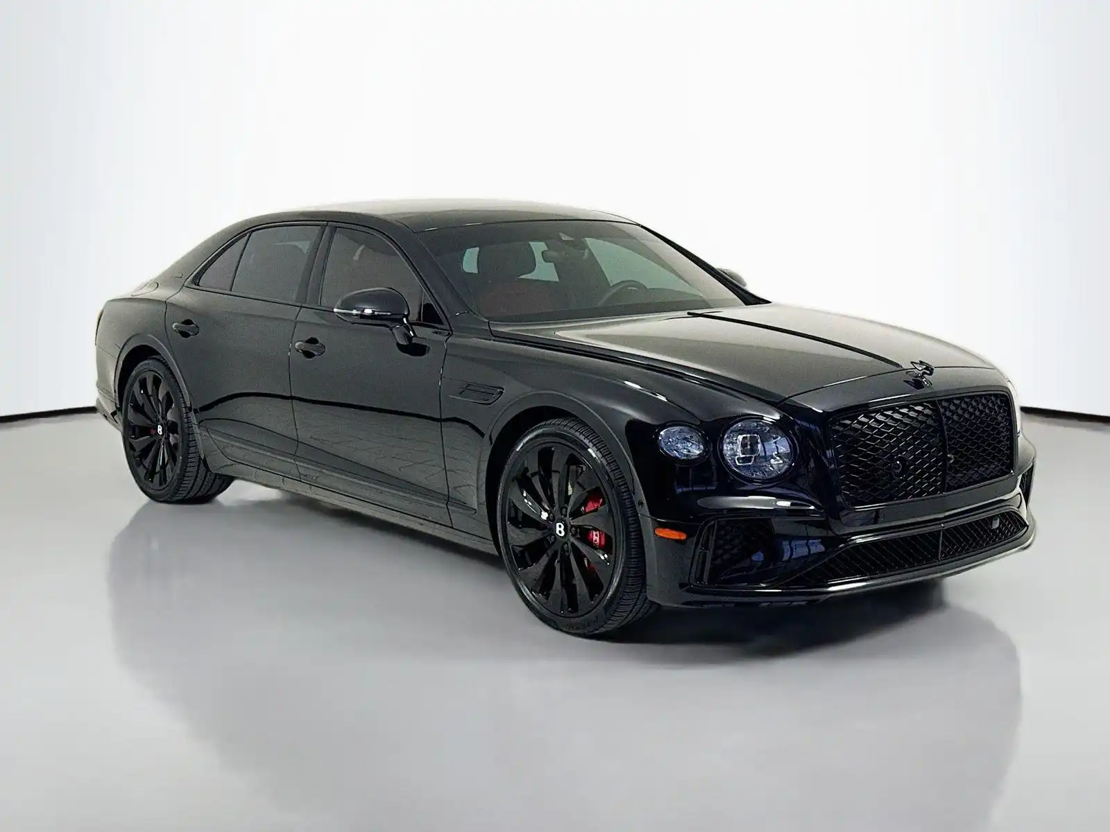 2025 Bentley Flying Spur's photo