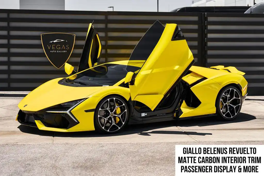 2026 Lamborghini Revuelto 6.5 DCT 4WD's photo