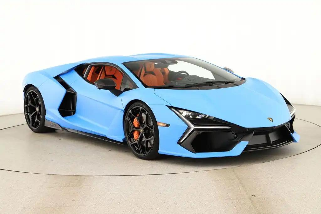 2026 Lamborghini Revuelto 6.5 DCT 4WD's photo