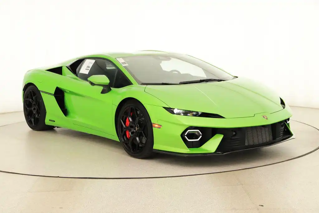 2026 Lamborghini Temerario 4.0 V8 PHEV's photo