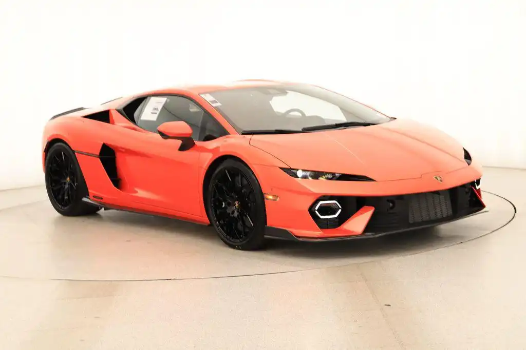 2026 Lamborghini Temerario 4.0 V8 PHEV's photo