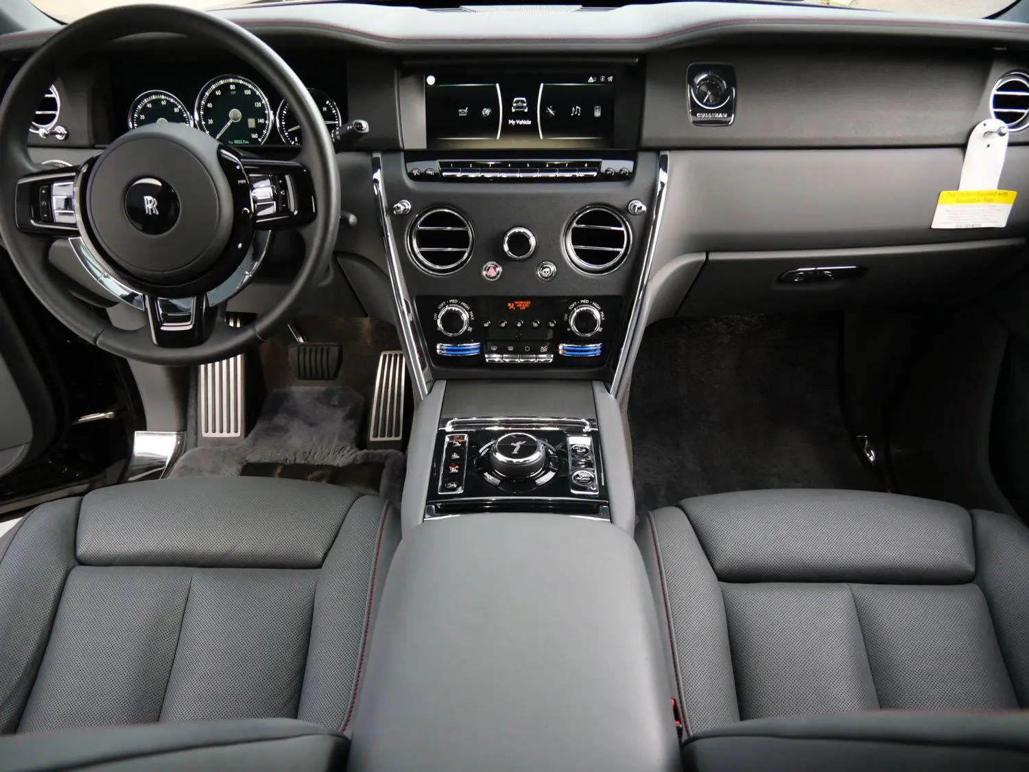 2023 Rolls-Royce Cullinan Base photo 4