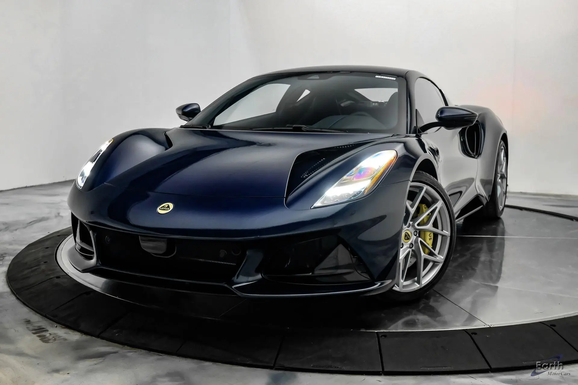 2026 Lotus Emira undefined photo 5