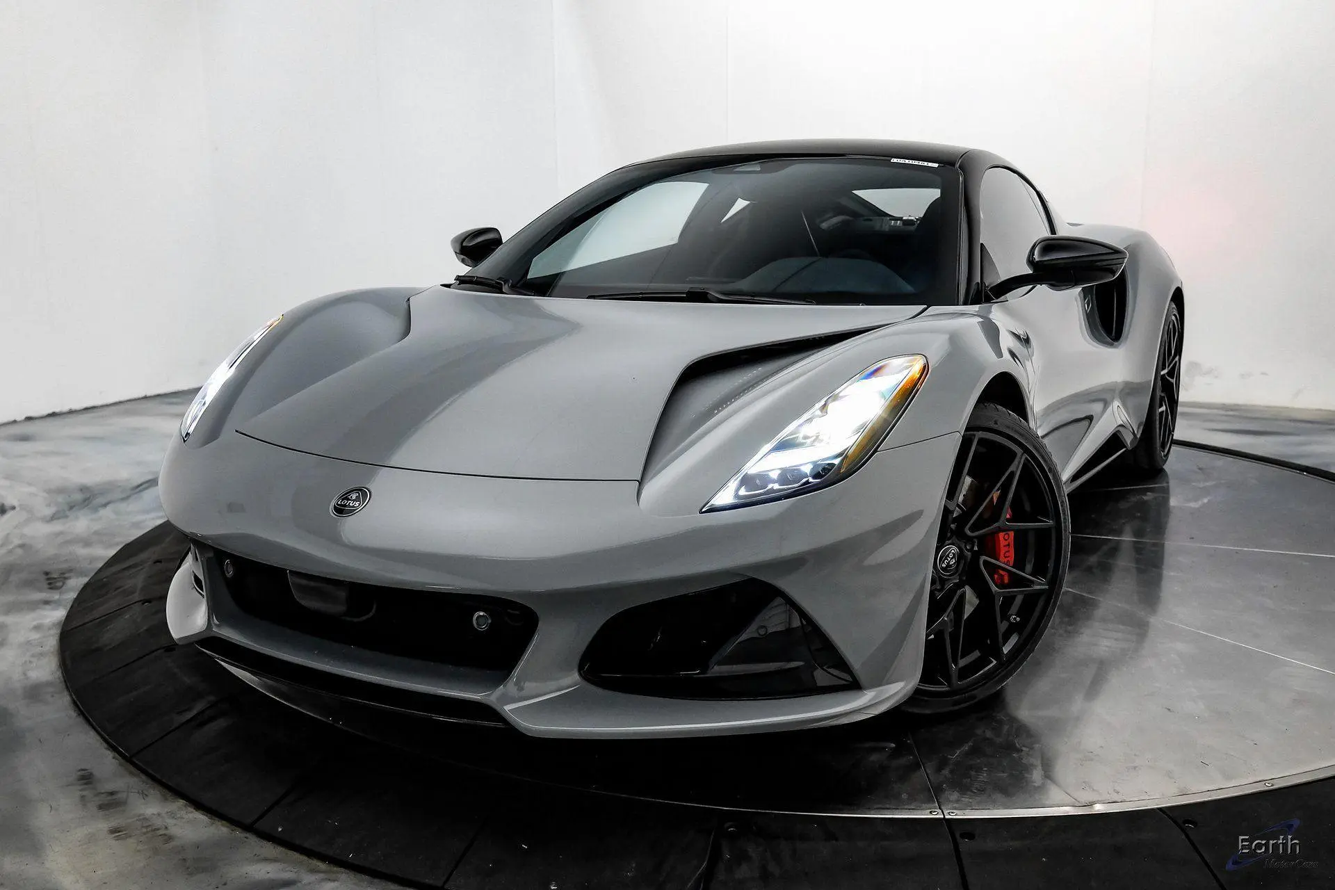 2026 Lotus Emira undefined photo 5