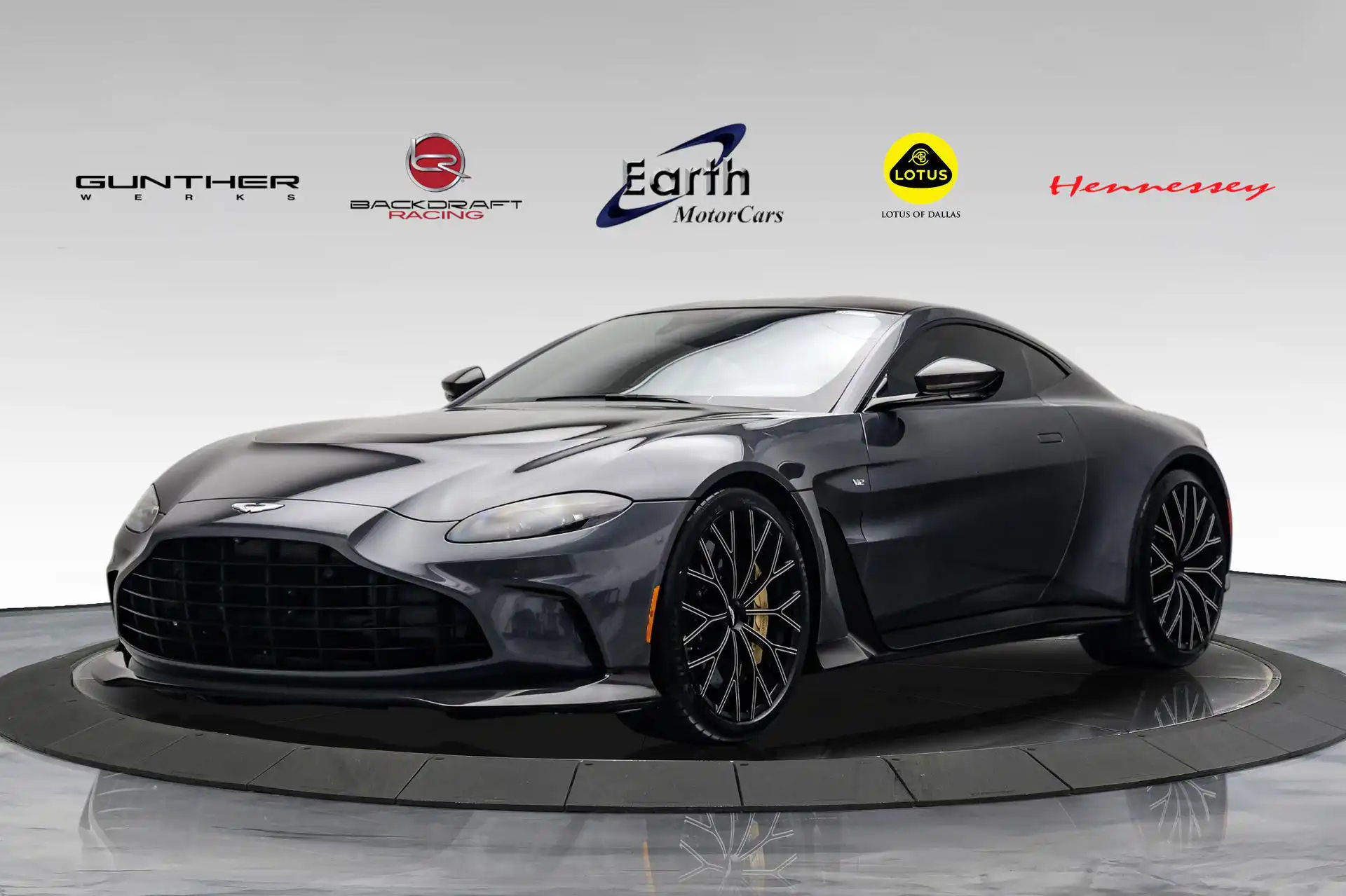 2023 Aston Martin Vantage 5.2 V12 AUTO's photo