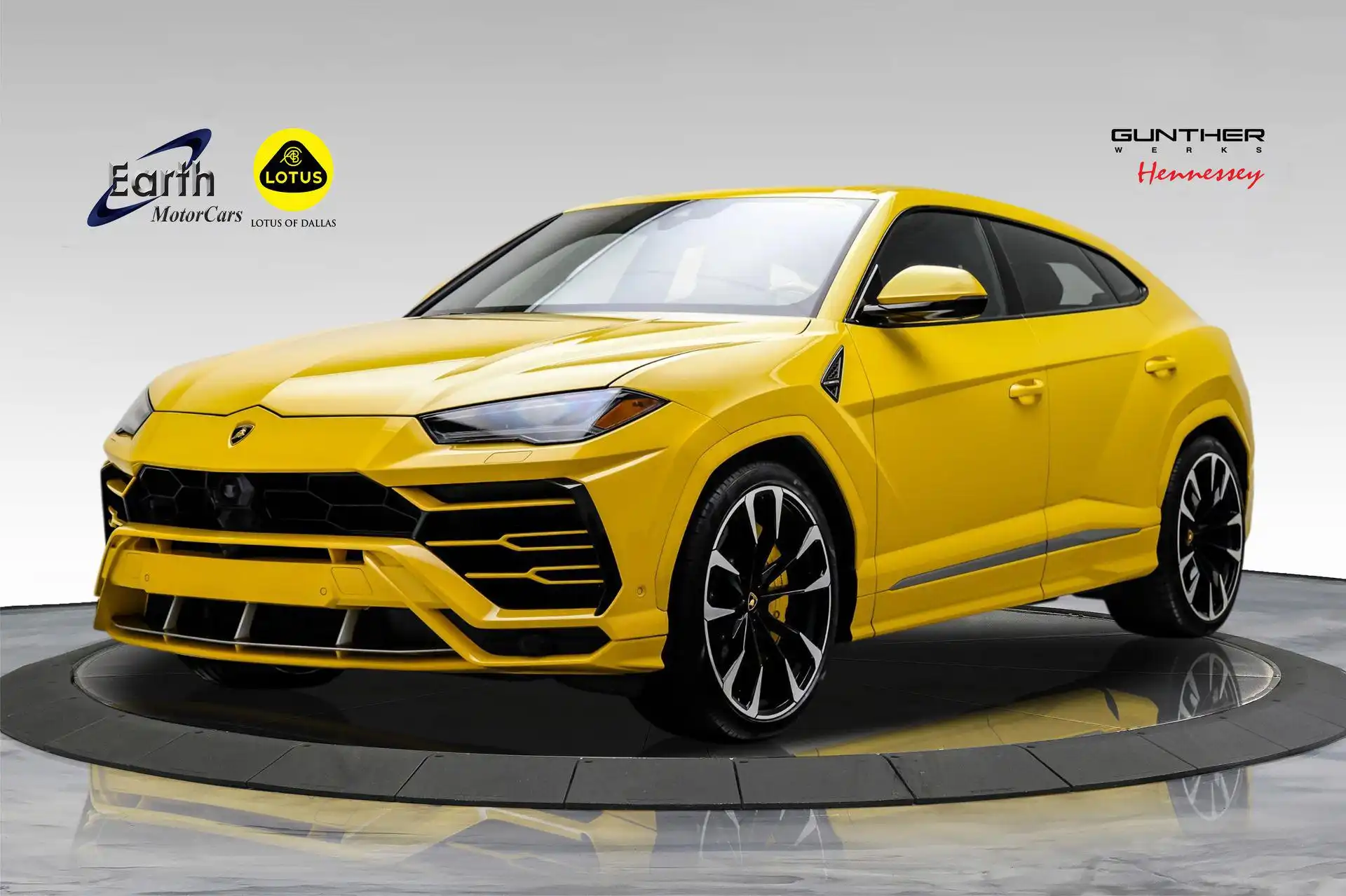 2021 Lamborghini Urus 4.0 V8's photo