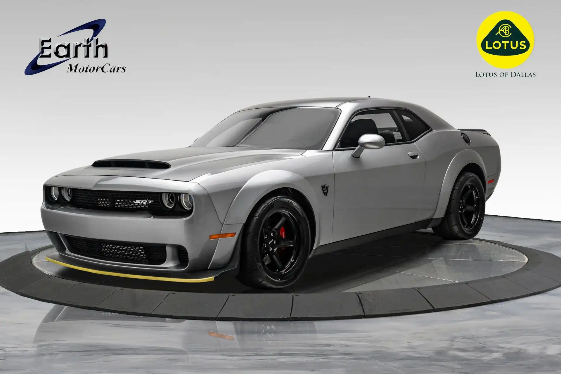 2018 Dodge Challenger SRT Demon's photo