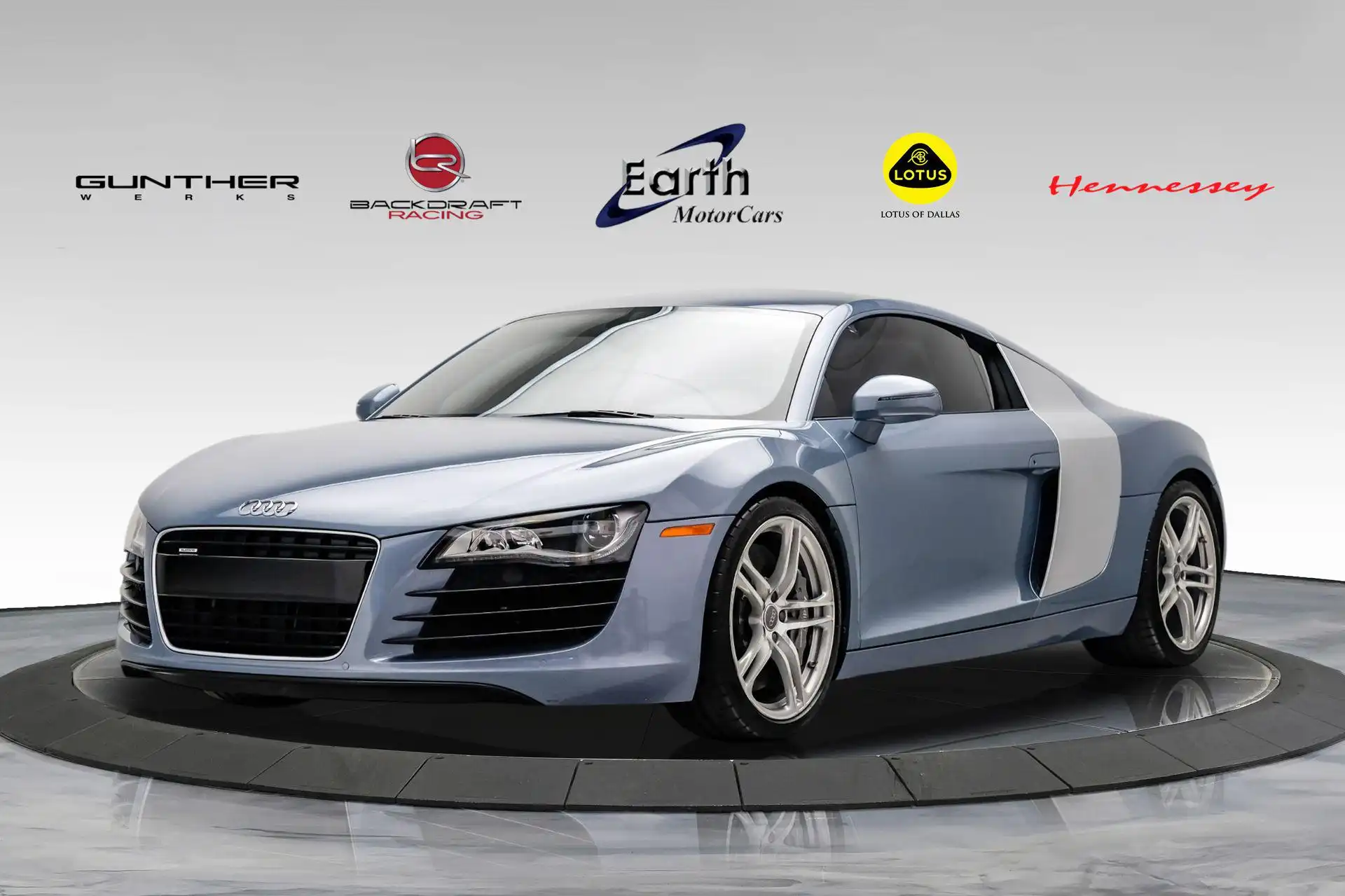 2012 Audi R8 4.2 quattro R tronic's photo