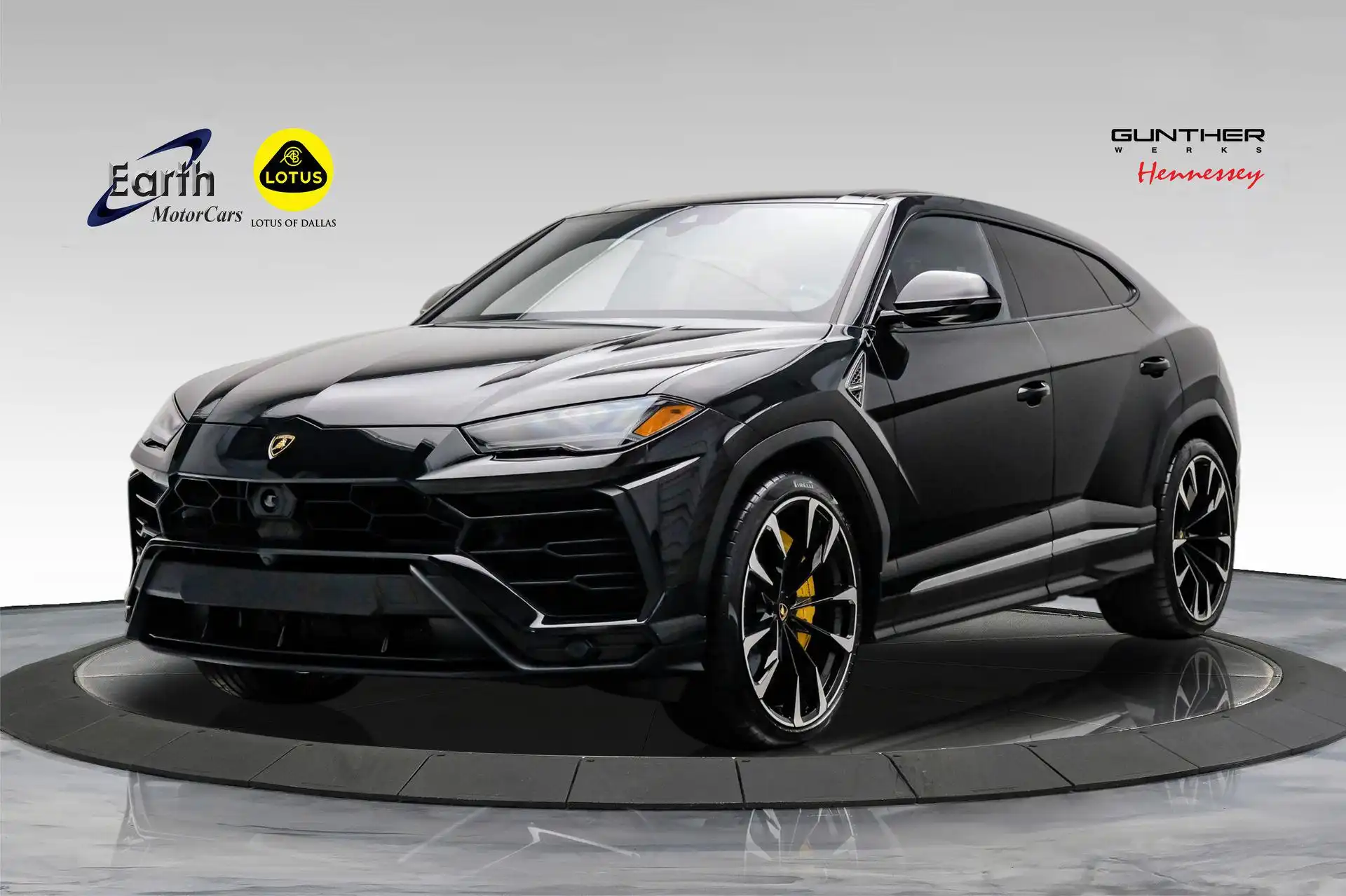 2022 Lamborghini Urus 4.0 V8's photo