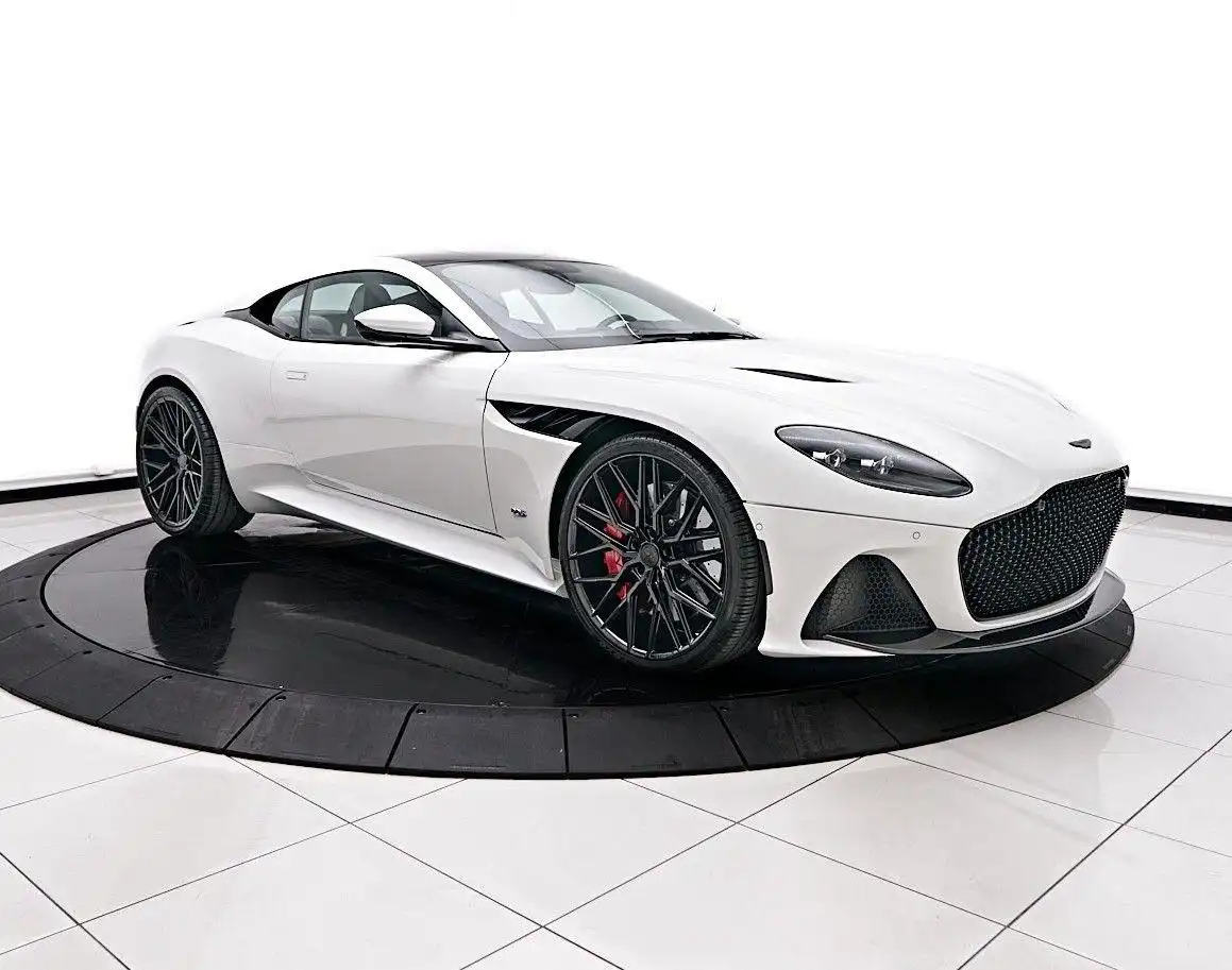 2023 Aston Martin DBS 5.2 V12's photo