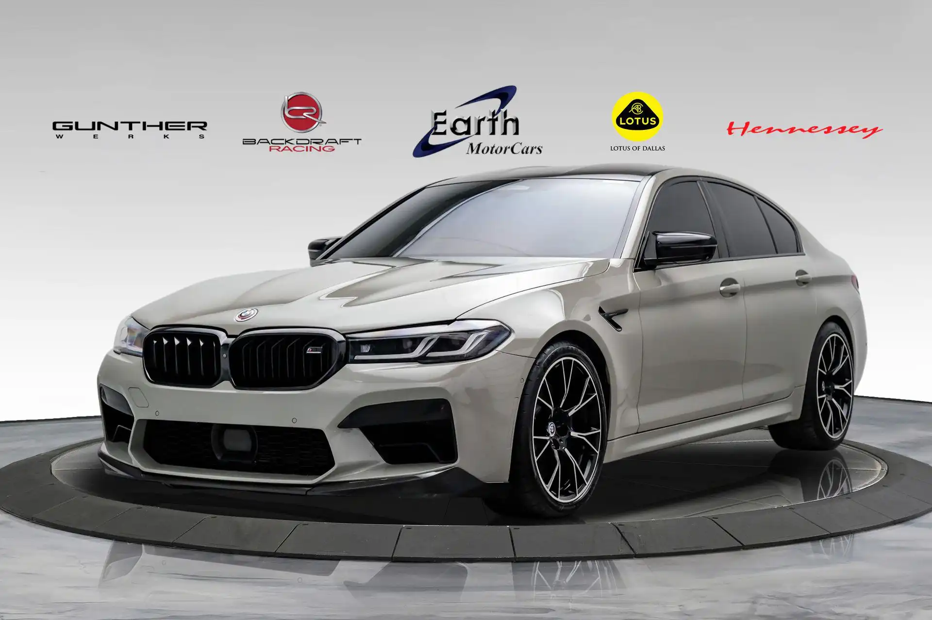 2023 BMW M5 Base's photo
