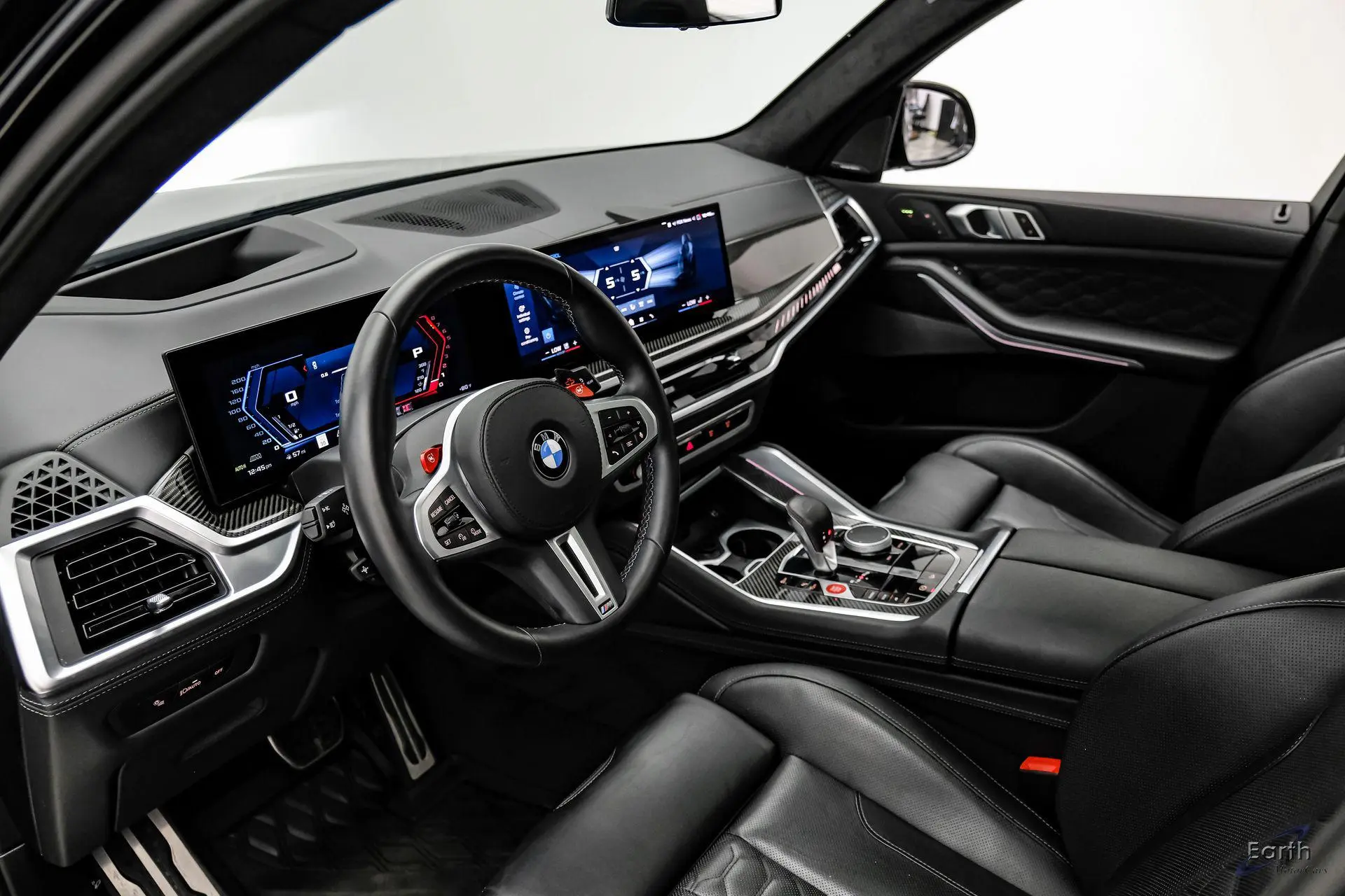2025 BMW X5 M Competition xDrive photo 3
