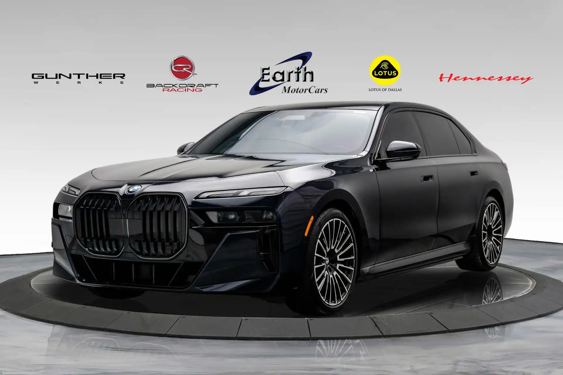 2025 BMW i7 xDrive60 Sedan's photo