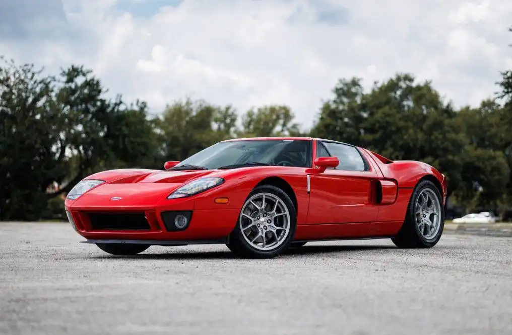 2005 Ford GT Base's photo