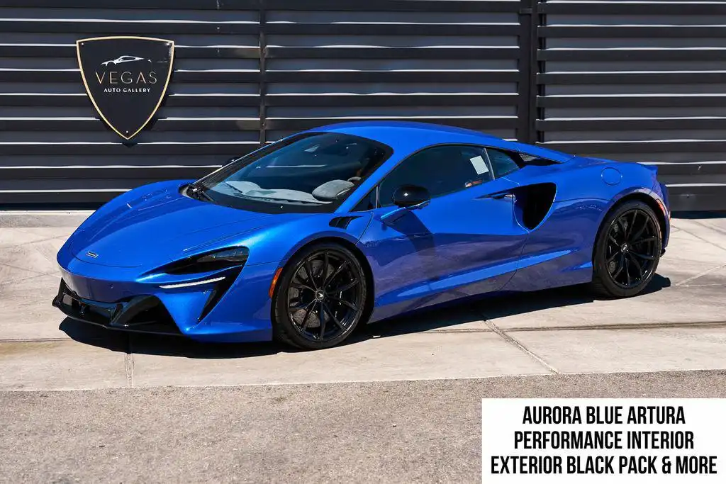 2025 McLaren Artura 3.0 Performance's photo