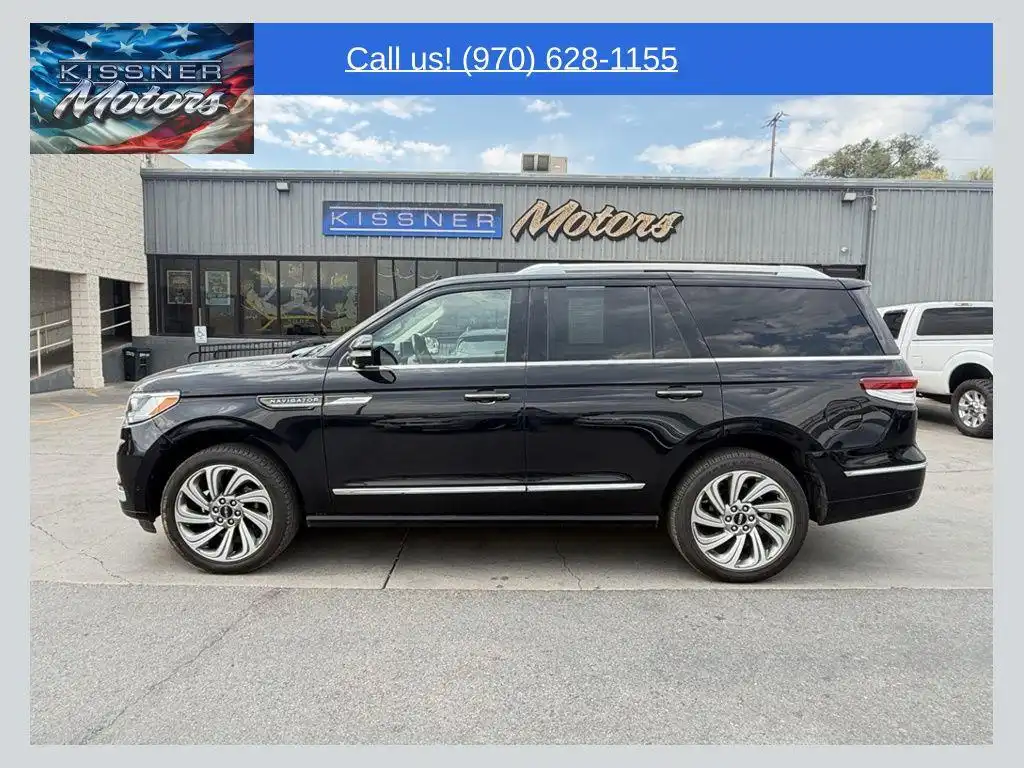 2023 Lincoln Navigator Reserve 4WD's photo